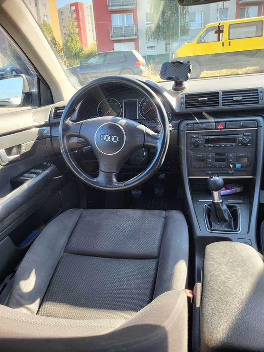 AUDI A4 2004 — imagine 3