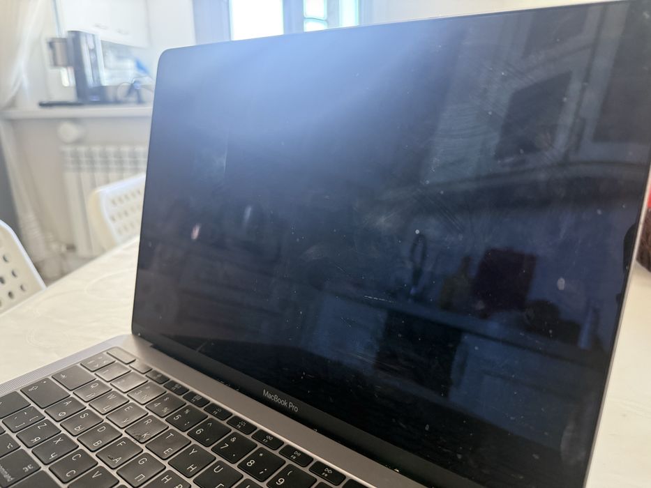 MacBook Pro, 2017, 13-inch