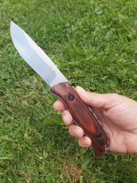 Ловен нож Benchmade HUNT голям с кожена кания