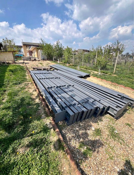 Vand hale metalice avem pe stoc asiguram transport si montaj rog seriozitate maxima suntem producatori de halele metalice ne deplasam in tratată tara