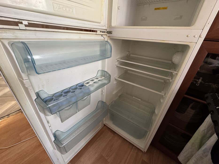 Холодильник в хорошем состоянии