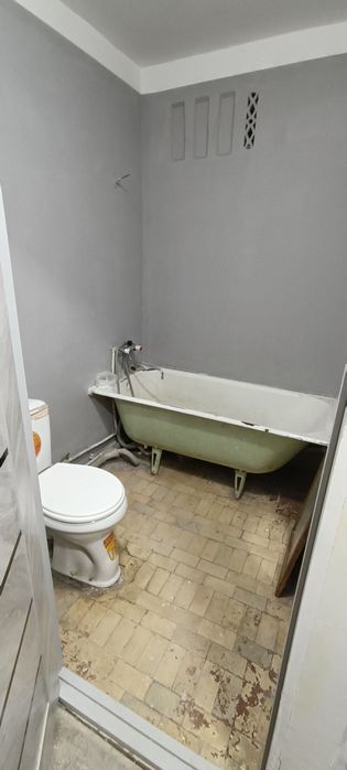 Киргули АТС ёнида 2 хонали кв