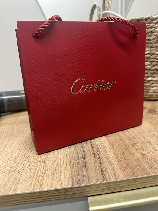Новая коробка от Cartier