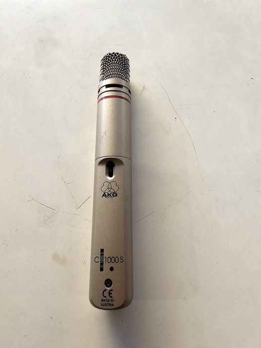 Микрофони Sennheiser , AKG, китара , кубе