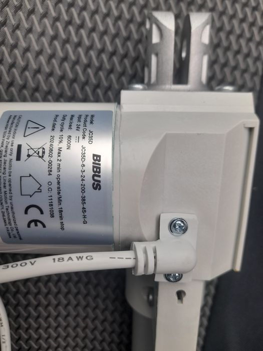 Actuator liniar Jiecang  nou nout
