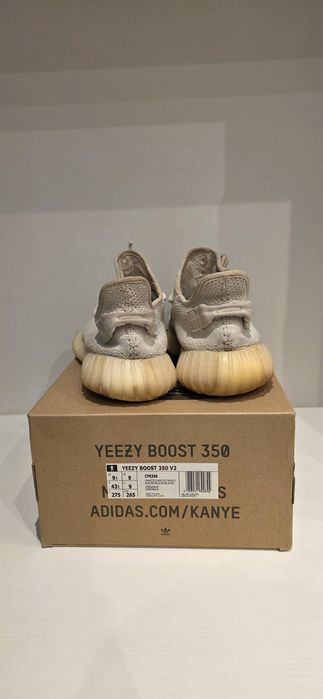 Adidas Yeezy 350 v2 cream