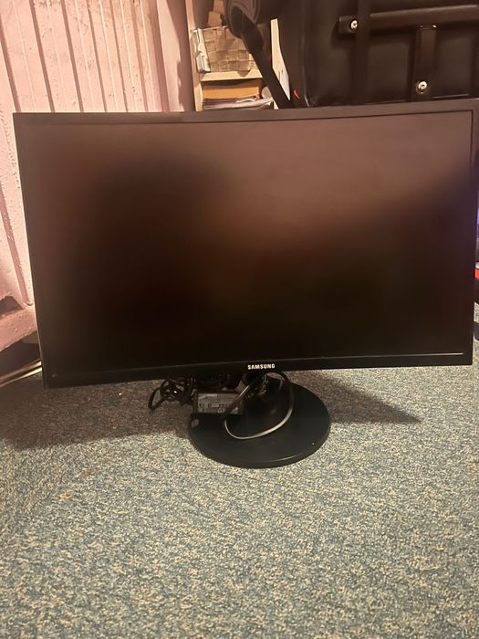 Monitor +pc unitate