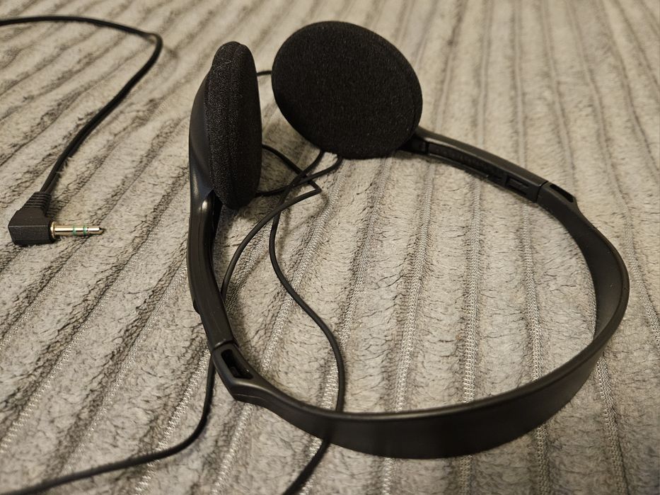 Casti + Stereo Sony Walkman AM FM