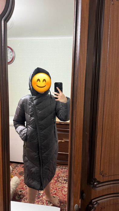 Продам женские пуховики