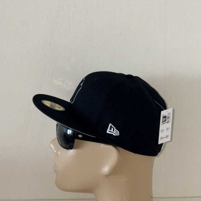 NY Yankeese MLB шапка с права козирка shapka s prava kozirka