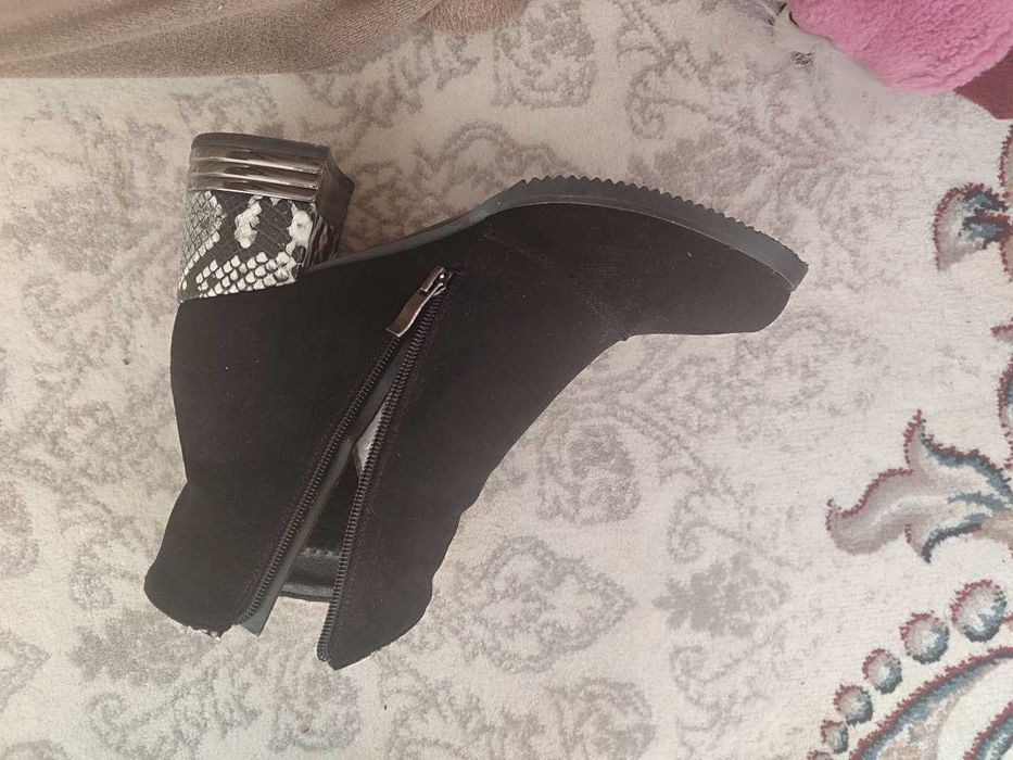 Сапоги женские новый 40 размер