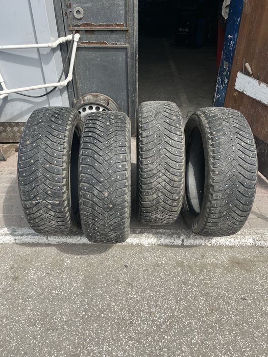 Продам шины GooD YEAR Uita Grip 225/60R18