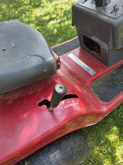 Tractoras gazon 13 cp