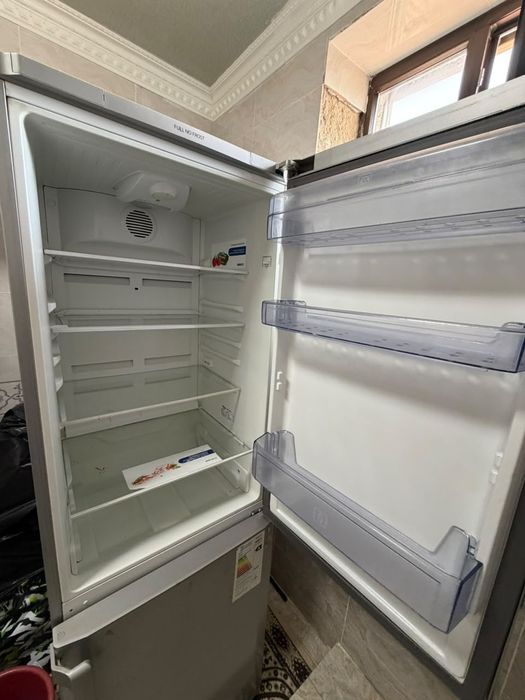 Холодильник  Beko