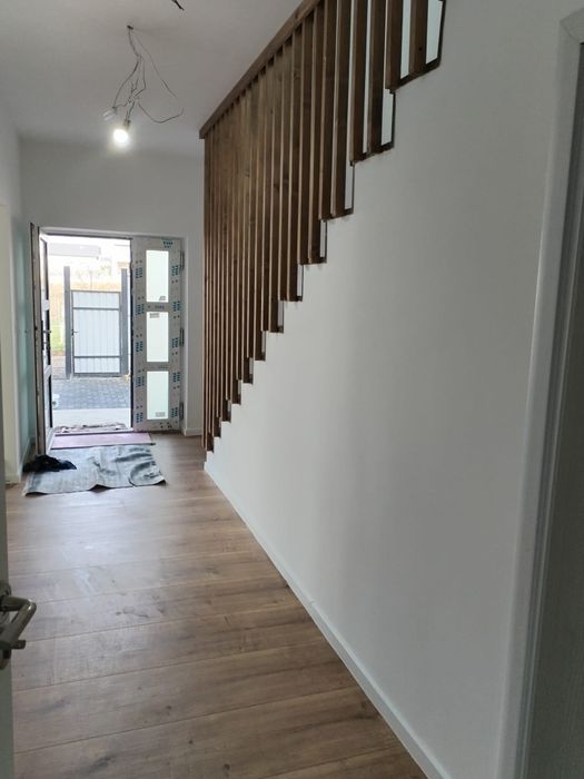 Casă de vânzare la Lisaura ,120 m2 utili, 5 ari, utilitati - la semifinisat sau la cheie