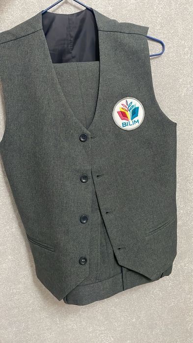 Форма  серая школы Билим на мальчика ростом 158  см