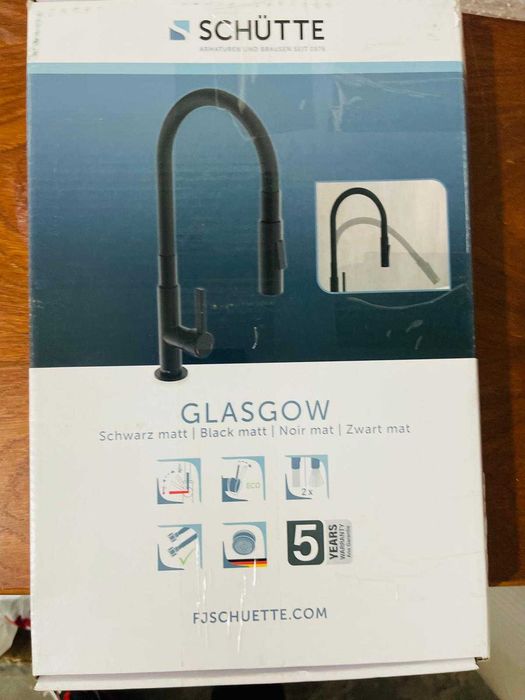 Robinet flexibil SCHÜTTE GLASGOW negru pentru chiuvetă