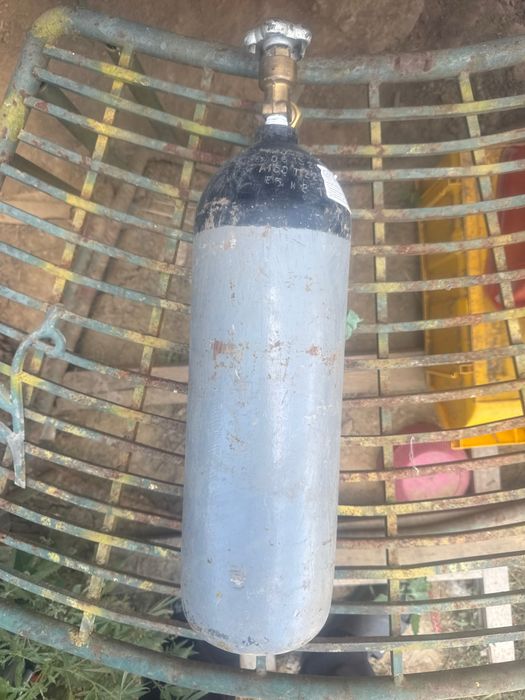 Продам Газ баллон под Азот  5 л.