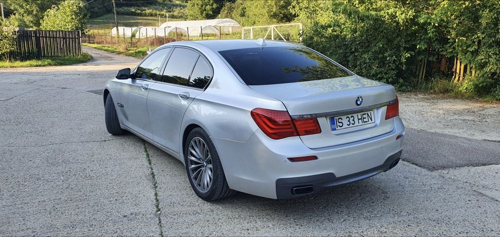 Bmw 730 M/Act steering/Dyn Drive/Soft/Head up/Ventilație/Padele/keyles