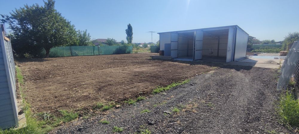 Închiriez 500mp teren / parcare / depozitare
