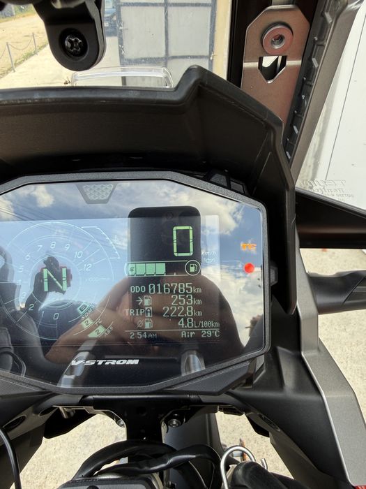 Suzuki v-strom 1050