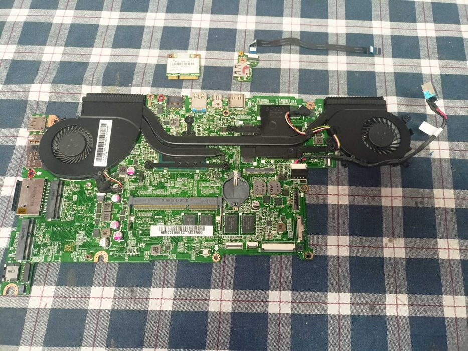 Elemente Acer Aspire V5-573G