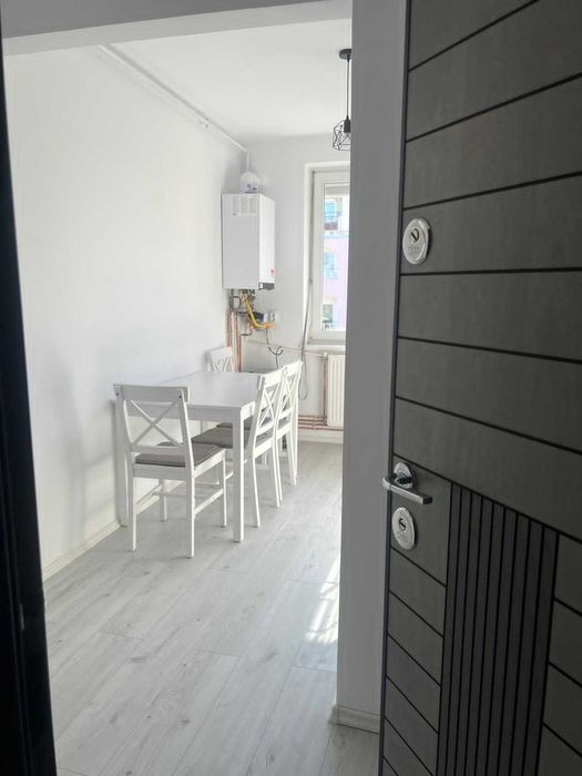 Apartament de închiriat 2 camere Câmpia Turzii