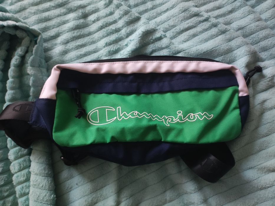 Продается сумка бананка