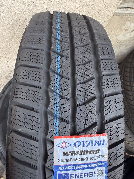 215 65 16C Otani зимни