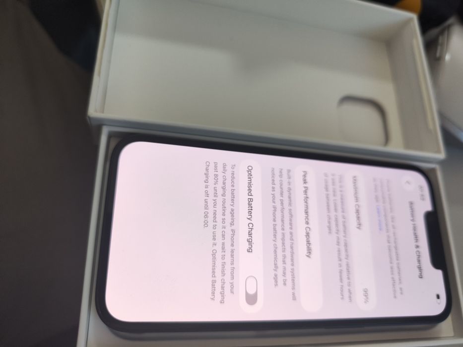 Vand iPhone 14, varianta SUA ,Esim