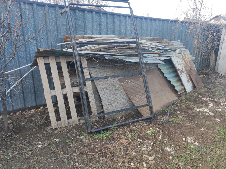 Продам деревянные доски,шпалы