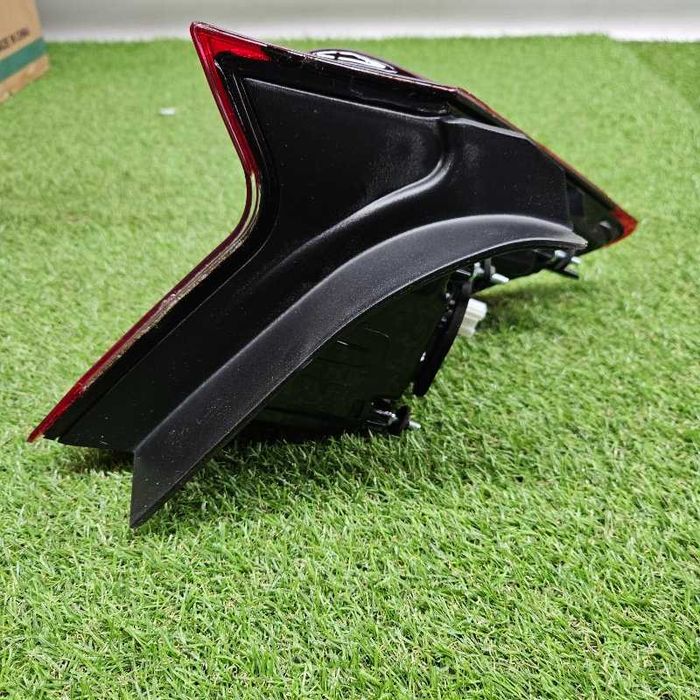 Фонарь Hyundai Sonata 8 лев.