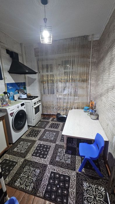 Яшнабод район Рисовый базар Орентир : Тантана 1/2/4 Чистая квартира,