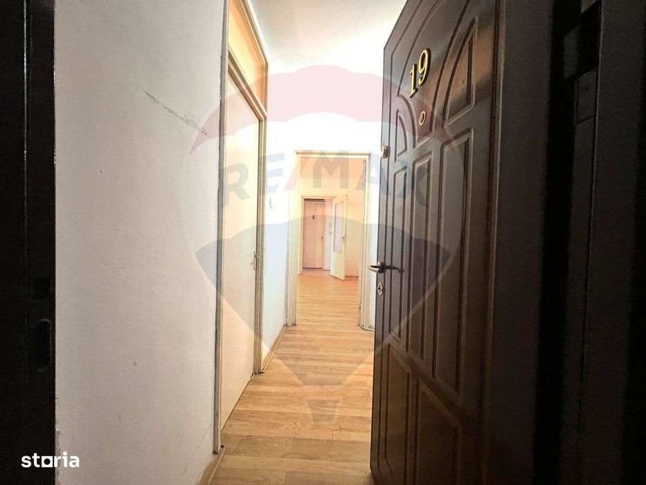 Apartament cu 2 camere de vânzare pe strada Metalurgiei