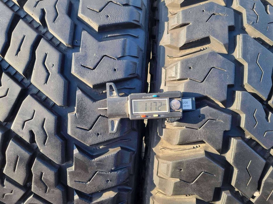 All Season 305/60 R18 COOPER Discoverer ST MAXX 0D - 33.00 - SW - 12.5