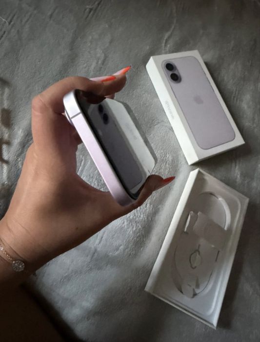 iPhone 17 256GB Lavender | 100% baterie | Garanție până în 2027 | Impecabil