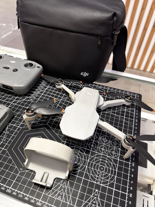 Dji mini 2 в хорошем состоянии