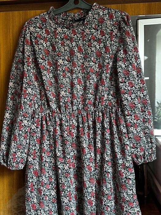 Красивое нарядное платье