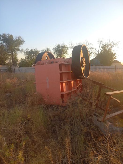 Щековая дробилка СМД 110