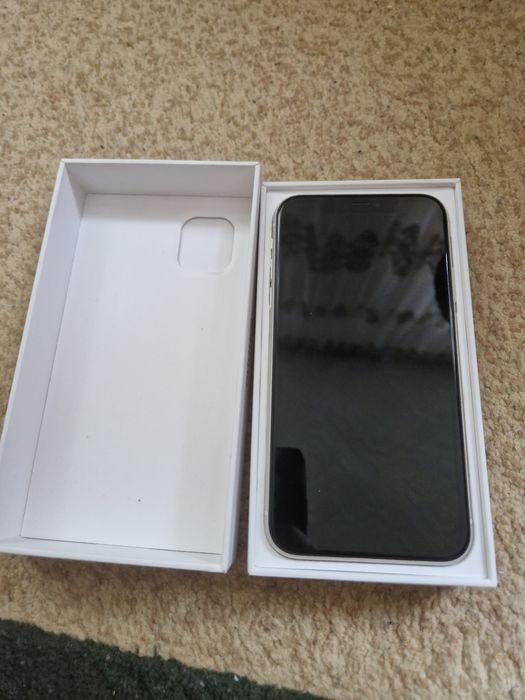 Продам телефон отличном