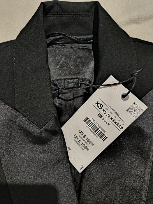 Черен костюм Зара