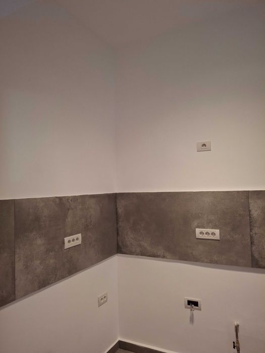 Vand apartament una cameră, direct proprietar, fara comision, situat in Arad, ultracentral, Piata Reconcilierii, parter, pret 51.900 euro negociabil