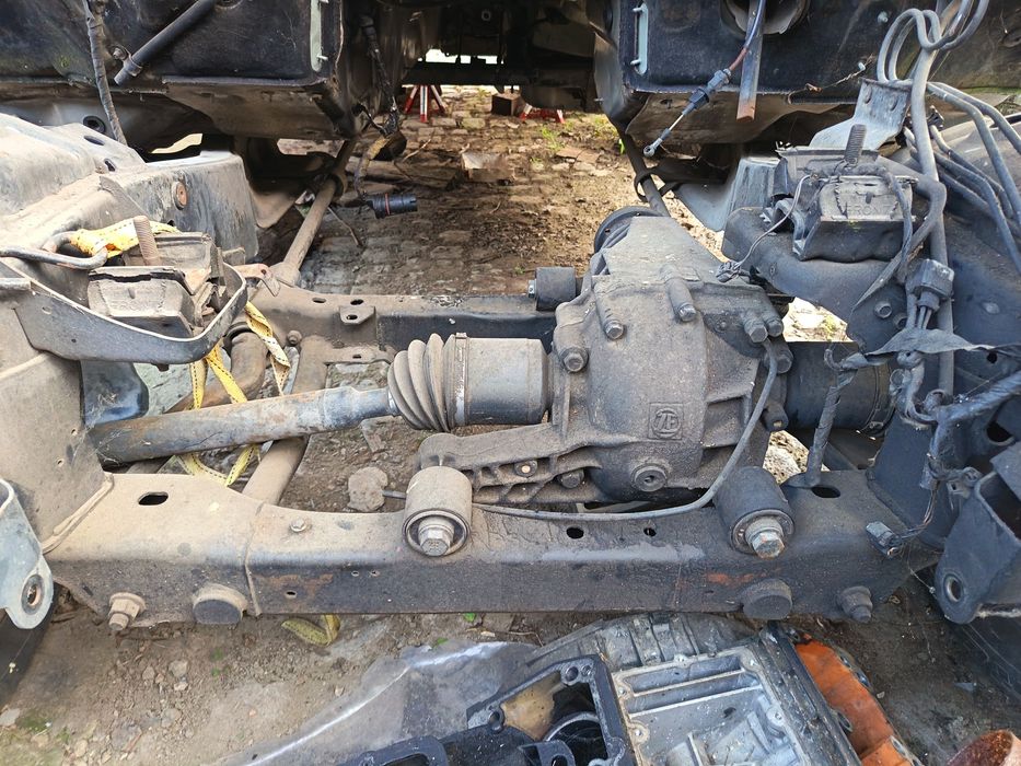 Части за Mercedes ML W163 400CDI Fаce 2004г.