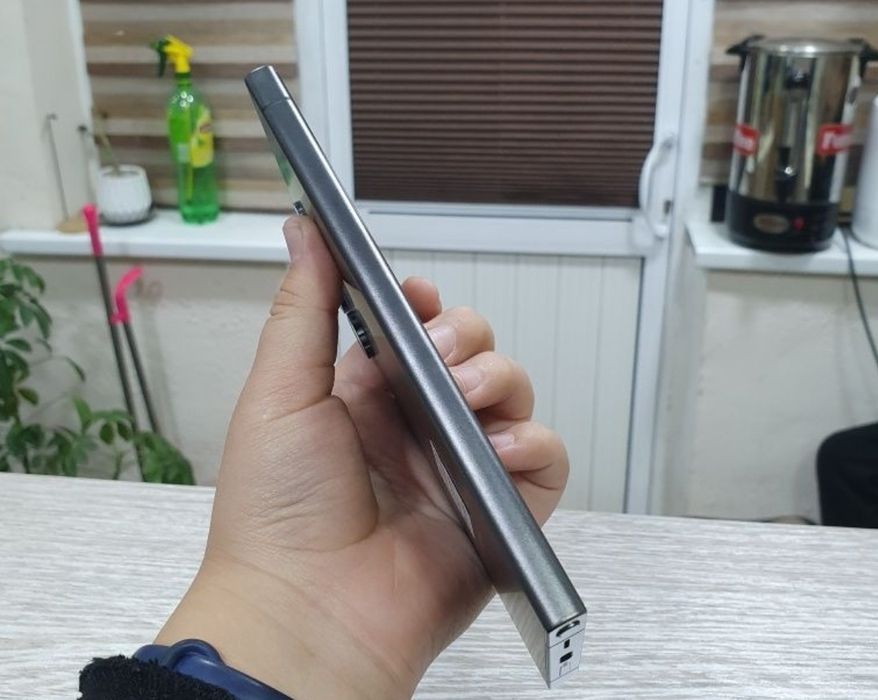 Samsung S24 ultira 12_256gb dok bar. Imei otken.