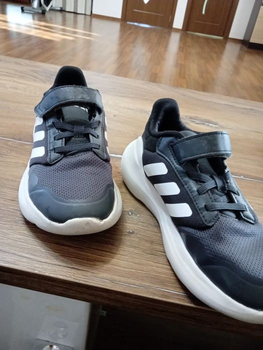 Papuci adidas copii