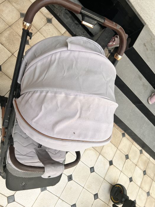 Коляска-чемодан для детей от “Kidilo”.