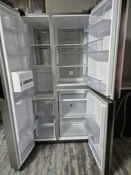 Холодильник двухдверный