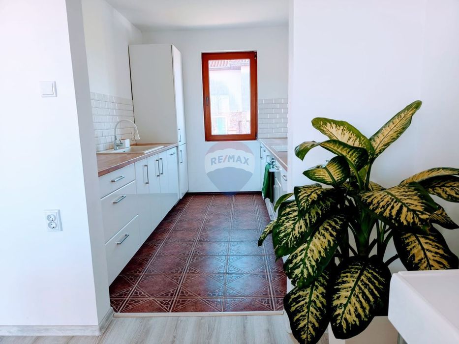 Продава се Къща в с. Царичино, Област Добрич - 267 кв.м за 581 €/кв.м - Снимка #12