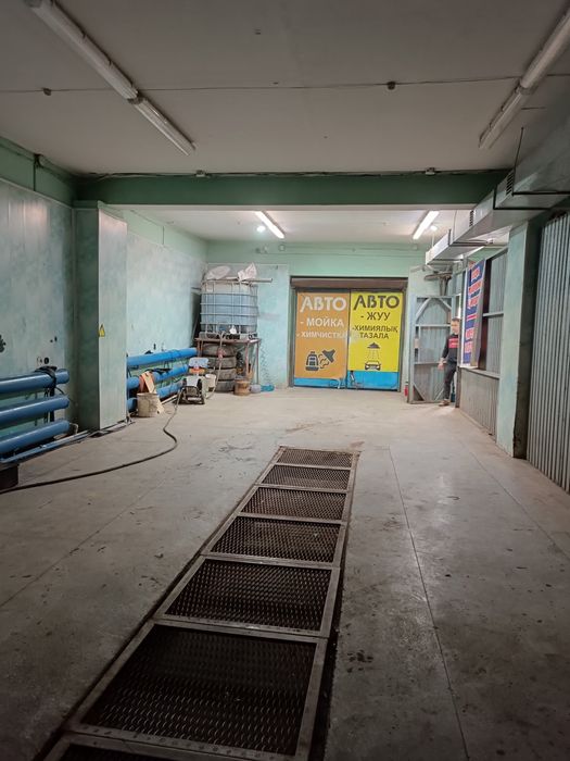 Сдаю  большой гораж