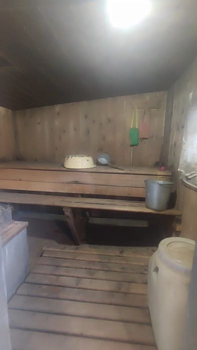 Дом.  3 комнаты + кухня.